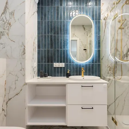 Flatbook - Seaside Nowa Letnica With A Rooftop Viewing Terrace & Gym 아파트