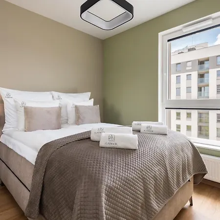 Flatbook - Seaside Nowa Letnica With A Rooftop Viewing Terrace & Gym غدانسك