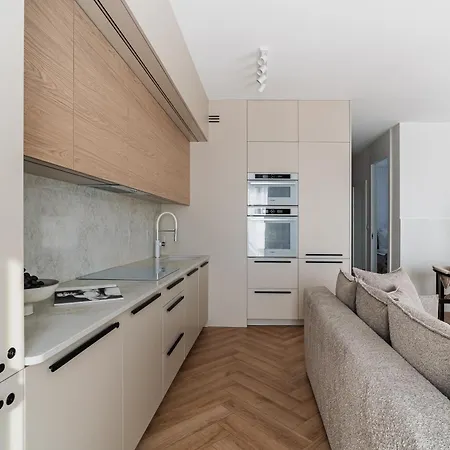 Flatbook - Seaside Nowa Letnica With A Rooftop Viewing Terrace & Gym غدانسك